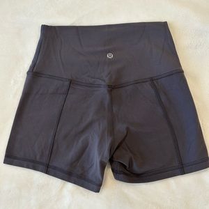 Lululemon align high rise 4” shorts